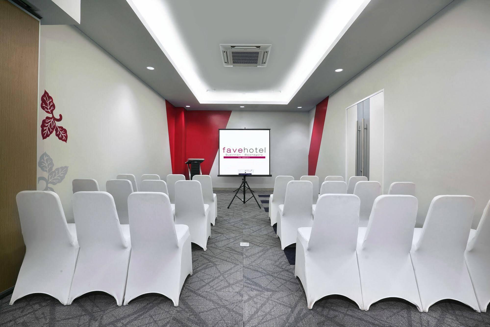favehotel Sudirman Bojonegoro Zewnętrze zdjęcie